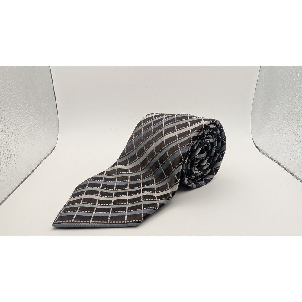 Van Heusen Men’s Neck Tie Black Gray Silver Geometric Plaid Polyester 3.5”